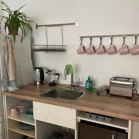 Minimal Hostel No.43 Berlin Exterior photo