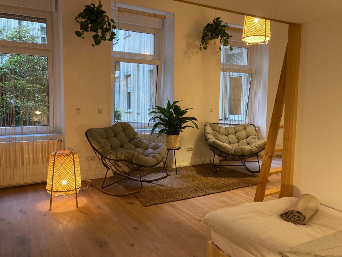 Minimal Hostel No.43 Berlin Exterior photo